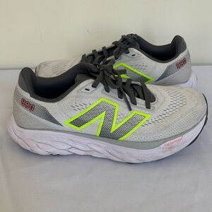 New Balance Fresh Foam X 880v14 Womens 7.5 Gray Lime Running Shoes Sneakers